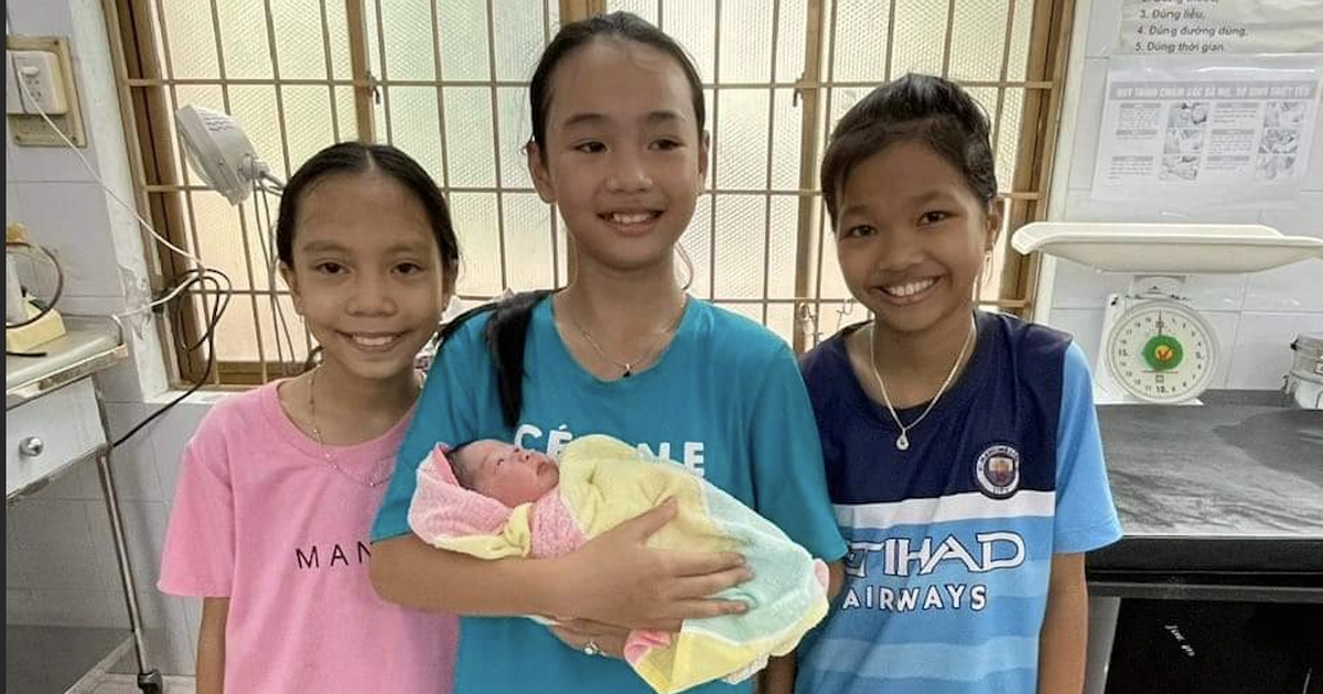 Phú Yên: Bé gái sơ sinh bị bỏ rơi ngoài đồng