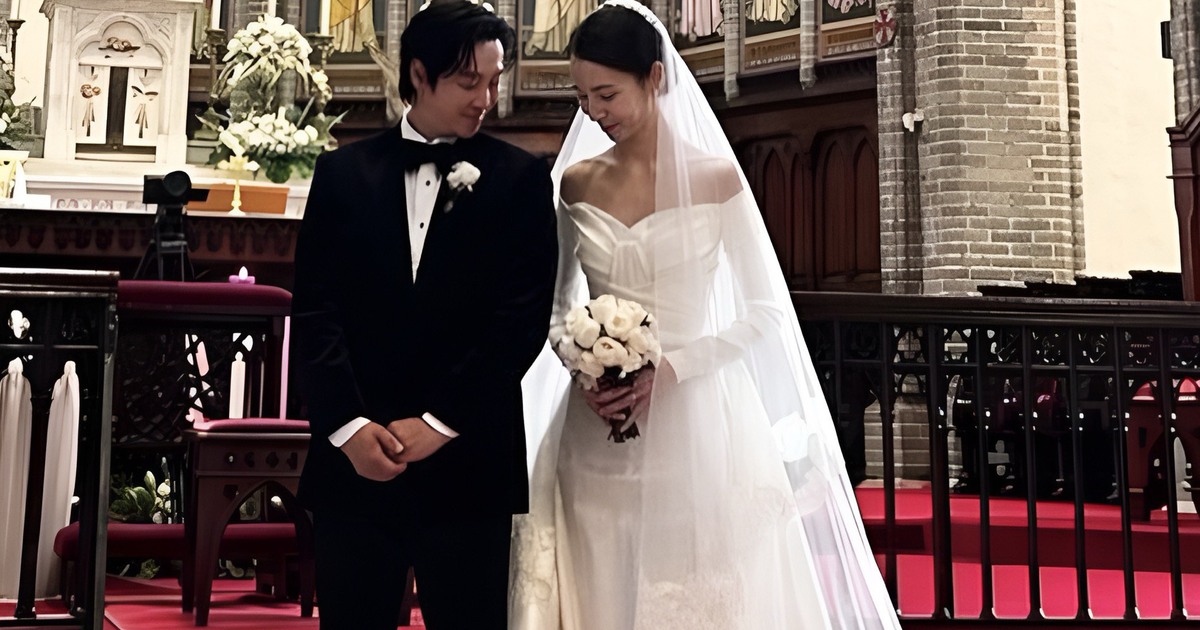 Thành viên hụt của SNSD kết hôn cùng tài tử Kim Dong Wook