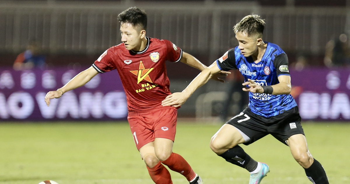 CLB TP.HCM đứt chuỗi trận 'son' ở V-League, HLV Phùng Thanh Phương nói gì?