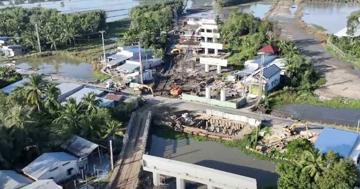 Cao tốc Cần Thơ - Cà Mau sẽ 'nóng máy' xuyên tết để bù tiến độ