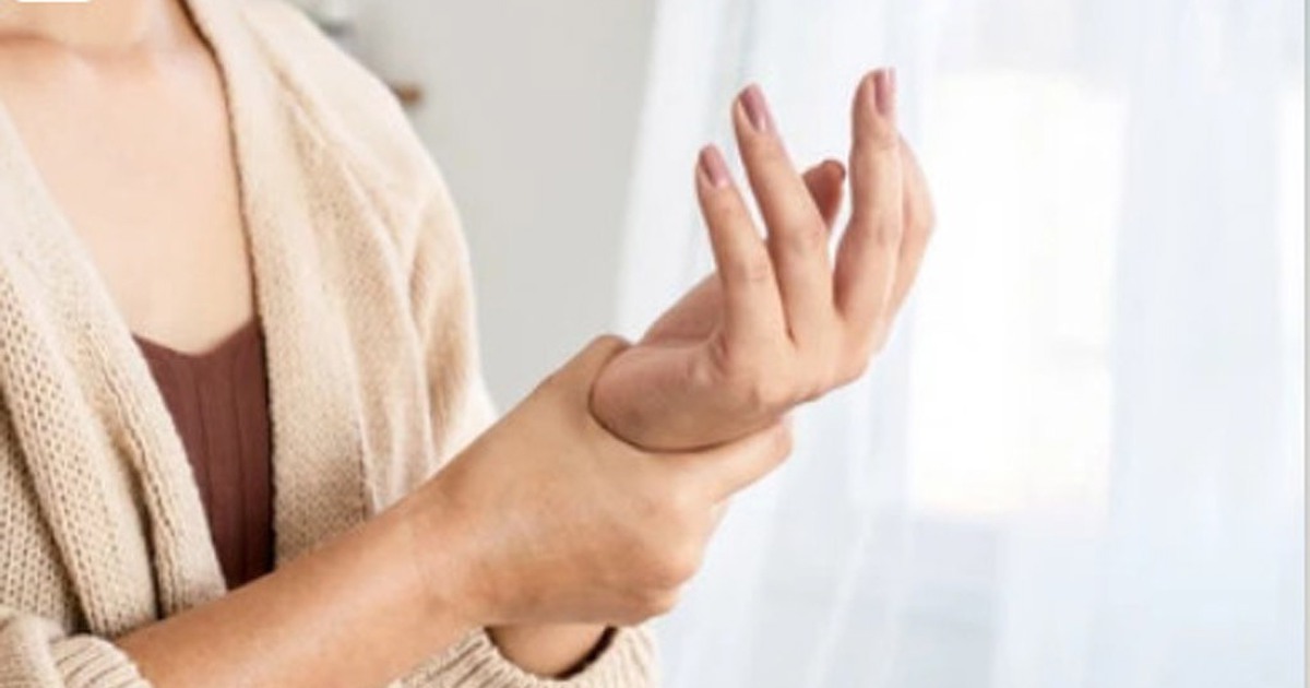 Cảm thấy tê tay khi ngủ dậy, có thể bạn đã mắc bệnh nguy hiểm