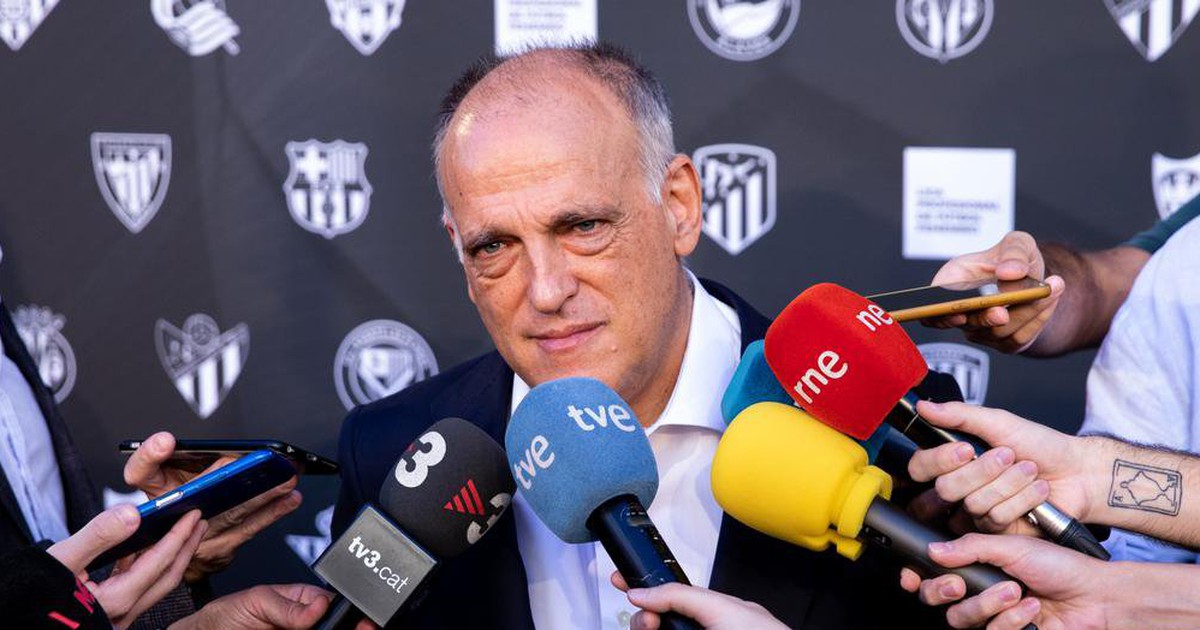 Chủ tịch La Liga lên tiếng vụ Barcelona hối lộ trọng tài số tiền 'khủng'