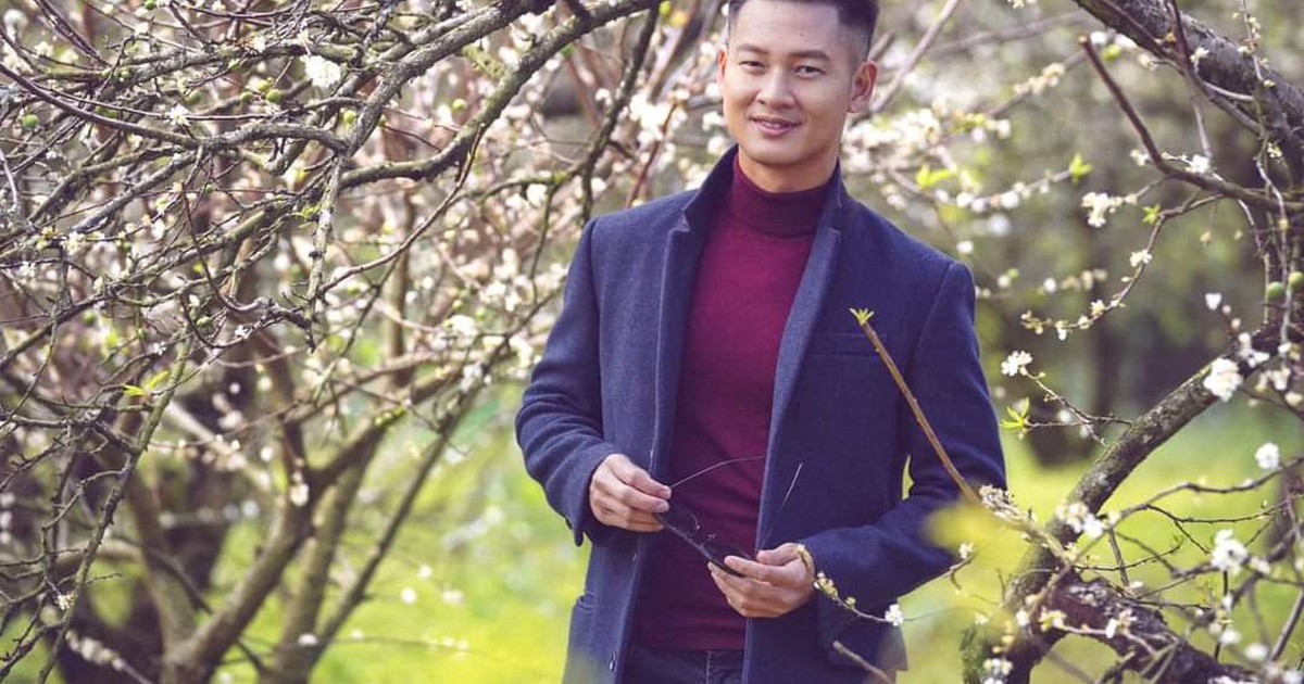 Trọng Tấn, Đức Tuấn hát chào mừng 80 năm Đề cương về văn hóa Việt Nam