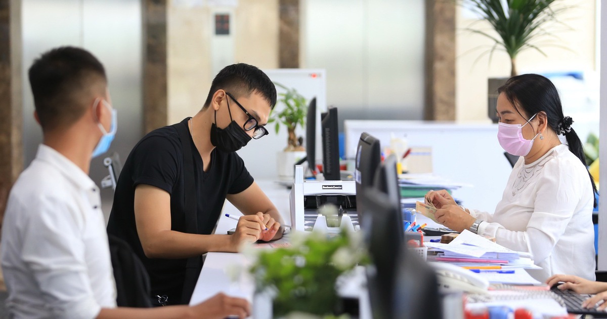 Cổ phiếu bất động sản, chứng khoán tăng cao sau thông tin giảm lãi suất