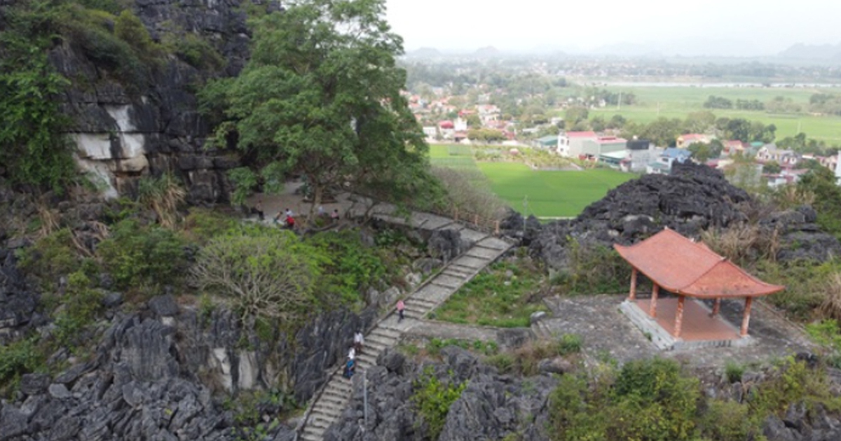 Xử lý trách nhiệm khi để Di tích quốc gia động Hồ Công bị xâm hại