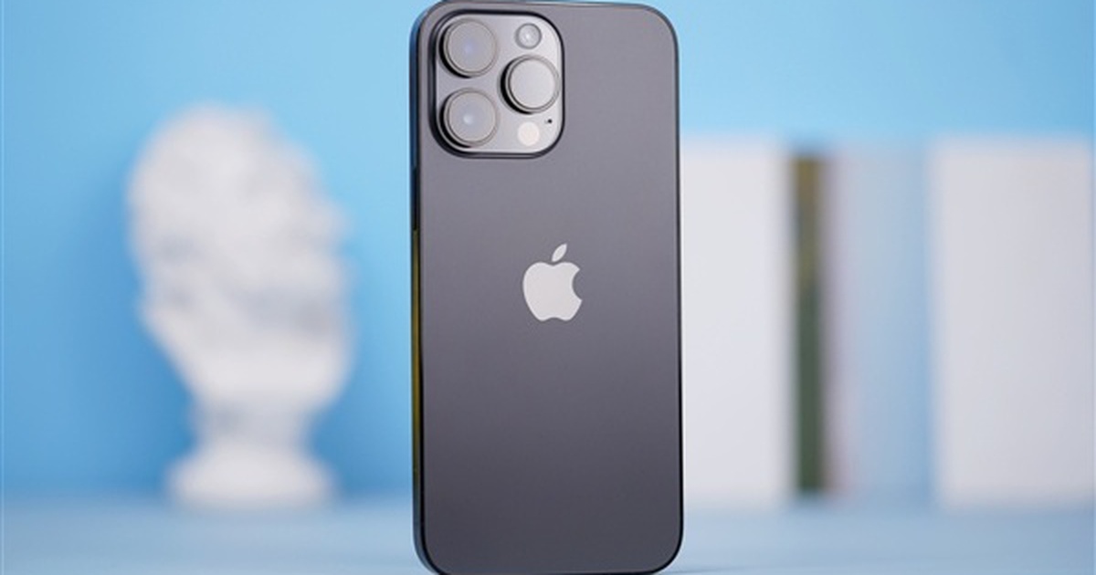 Giá thiết bị Apple liên tiếp 'thủng đáy'