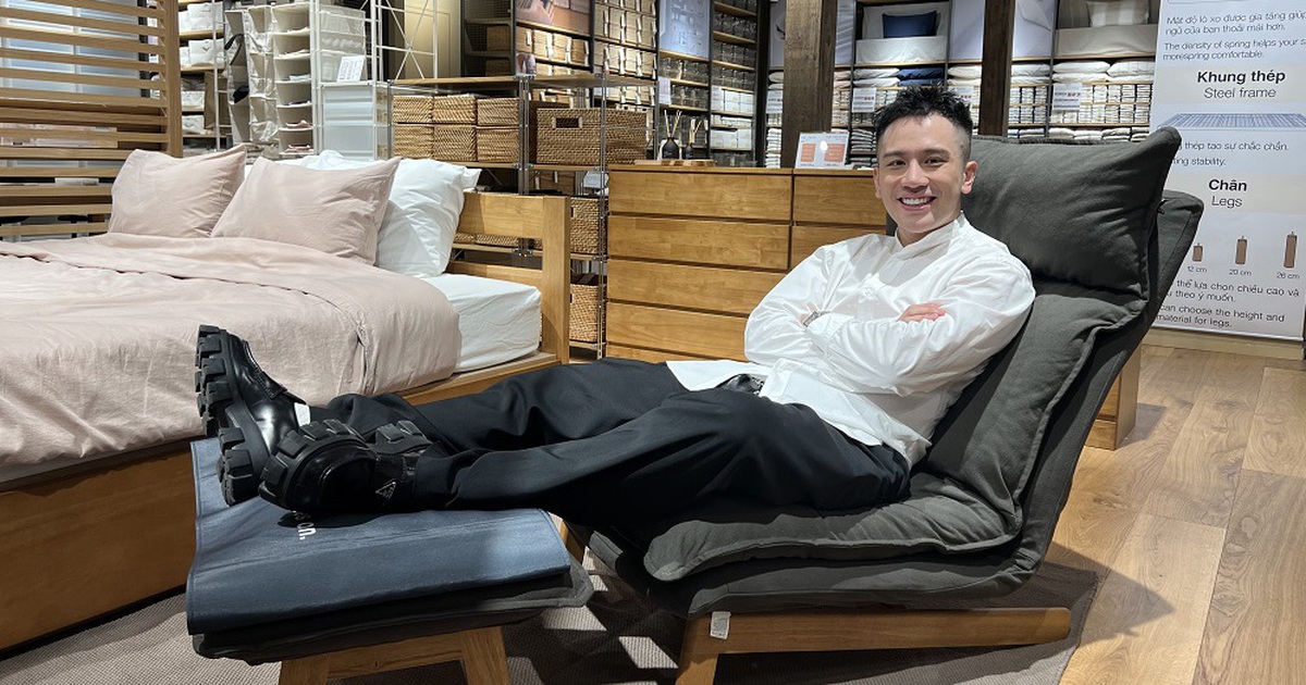 Giang Ơi, Vũ Dino bất ngờ khi gỗ cao su Việt Nam được làm đồ nội thất Nhật Bản