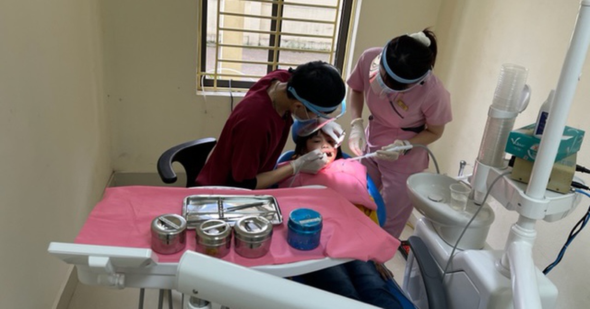 Chăm sóc răng miệng cho trẻ nhỏ