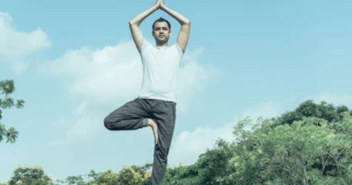 Ngày mới với tin tức sức khỏe: Bạn có đứng được 1 chân trong 20 giây?