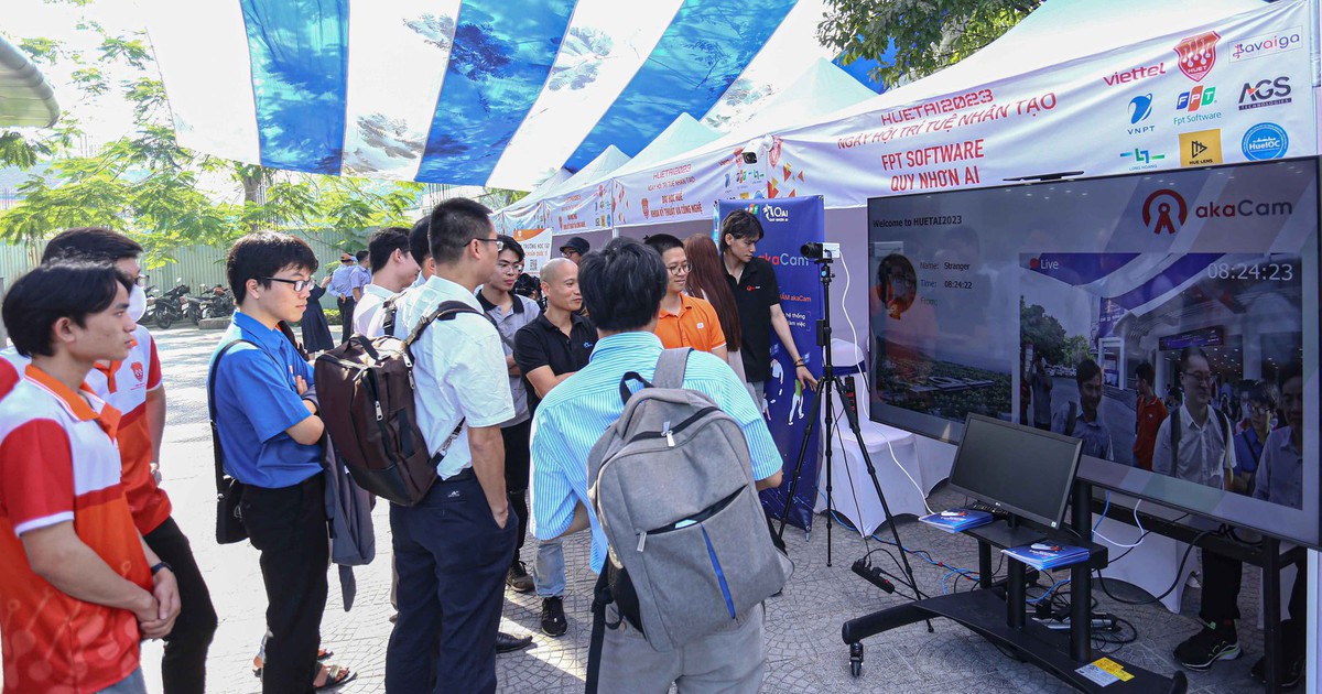 Đưa sinh viên gần hơn với trí tuệ nhân tạo