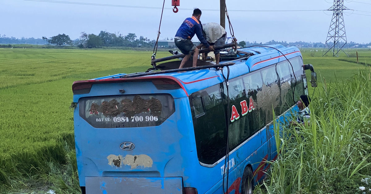 Vụ lật xe khách ở Quảng Ngãi: Người điều khiển xe máy vi phạm nồng độ cồn