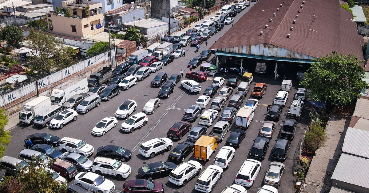 Xử lý ùn ứ đăng kiểm: Vẫn phải chờ !