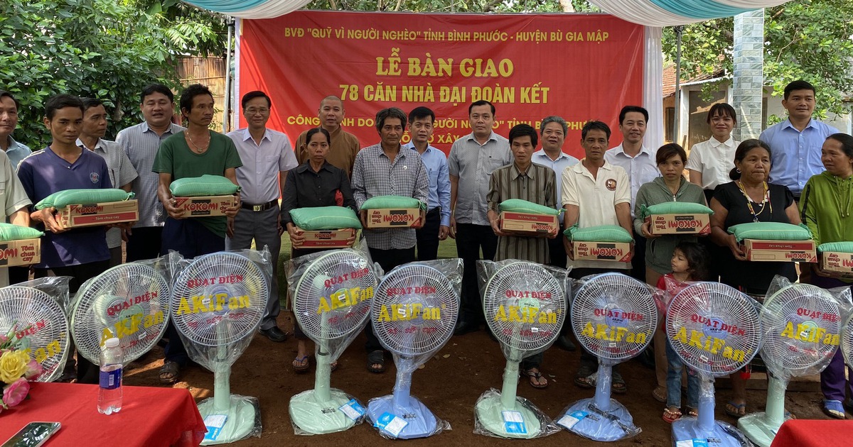 Bình Phước: Trao tặng 127 căn nhà đại đoàn kết cho hộ nghèo