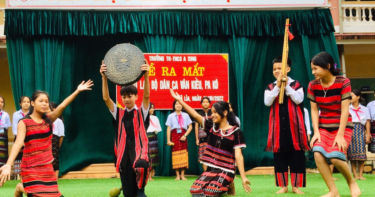 Hồi sinh tập tục vùng cao Quảng Trị: Rừng xanh vang tiếng chiêng, cồng