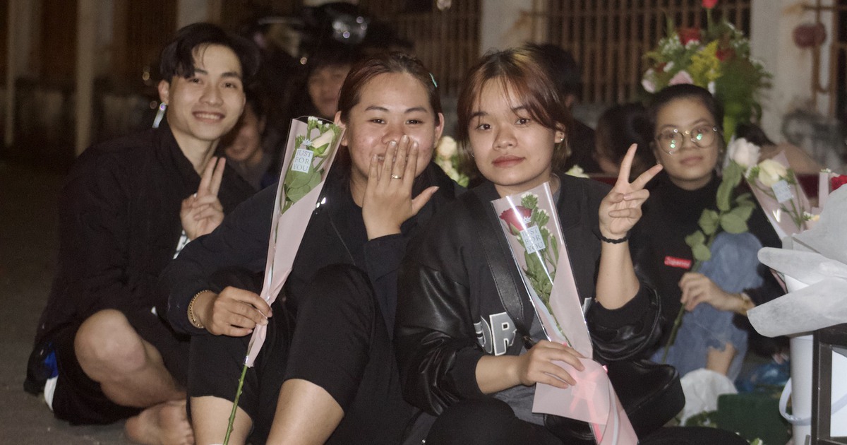 Bí mật đằng sau việc kinh doanh hoa dịp 8.3