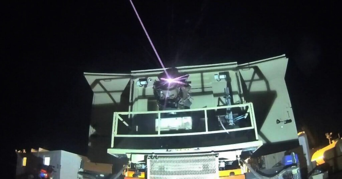 Israel sắp trang bị vũ khí phòng không laser Tia Sắt