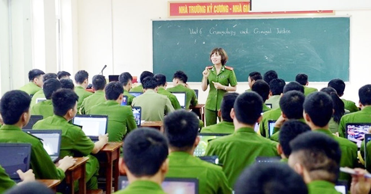 Tuyển sinh ĐH 2023: Khối trường công an dự kiến tuyển 2.000 chỉ tiêu