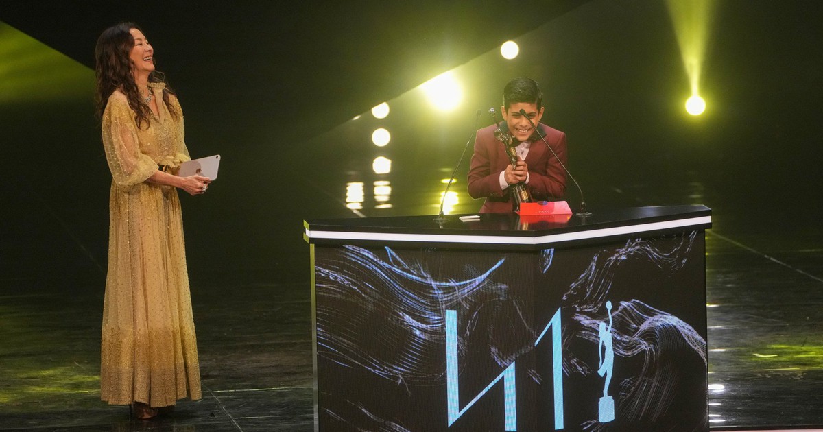 Cậu bé 10 tuổi đầu tiên trong lịch sử giành giải thưởng điện ảnh