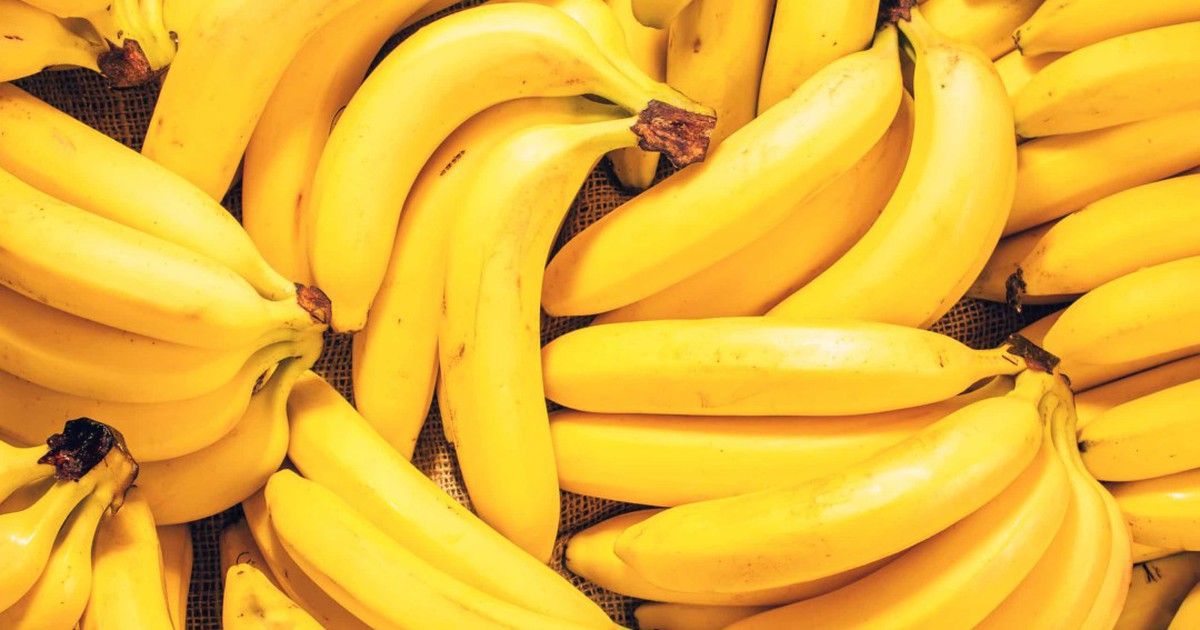 Vì sao nên ăn chuối, uống nước dừa sau khi tập thể dục?