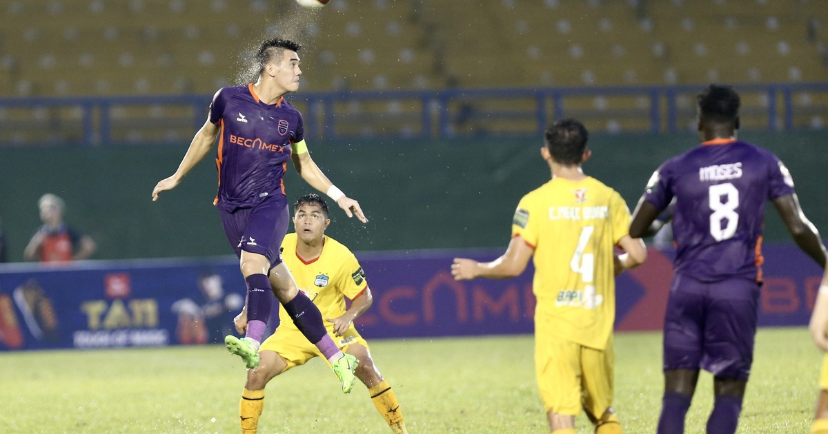 HLV Lê Huỳnh Đức vào nam dẫn dắt CLB bóng đá Bình Dương