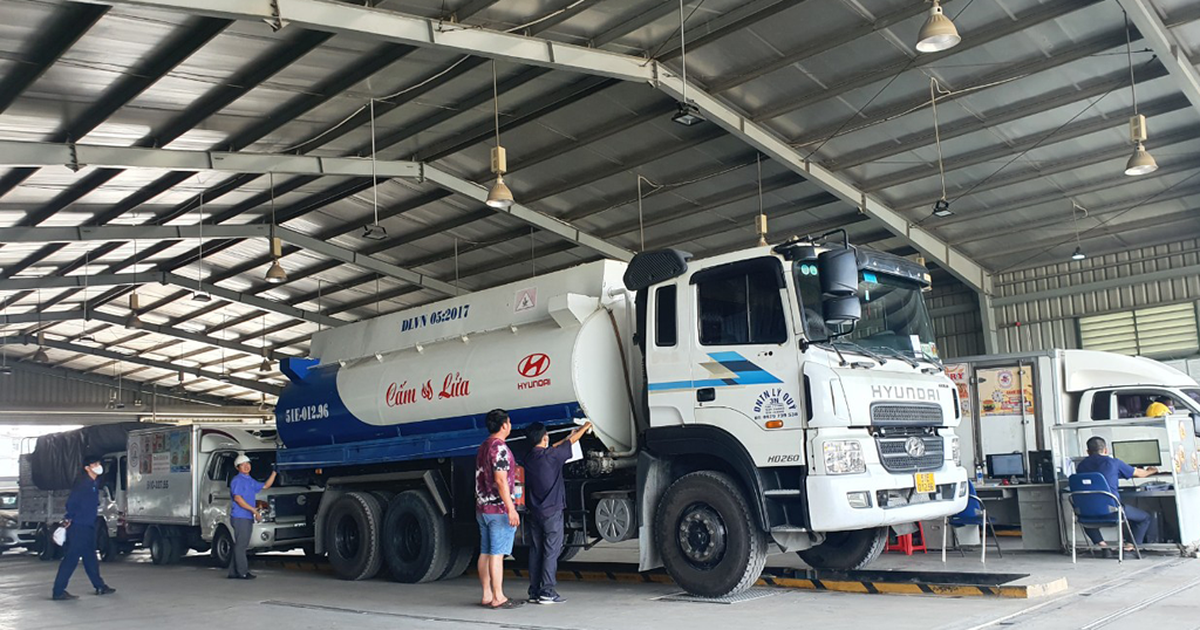 Đã có giải pháp 'trị' ùn tắc đăng kiểm