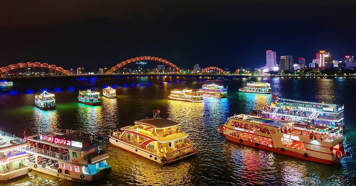 Dừng hoạt động cảng Sông Hàn, nhường sân cho Lễ hội pháo hoa quốc tế