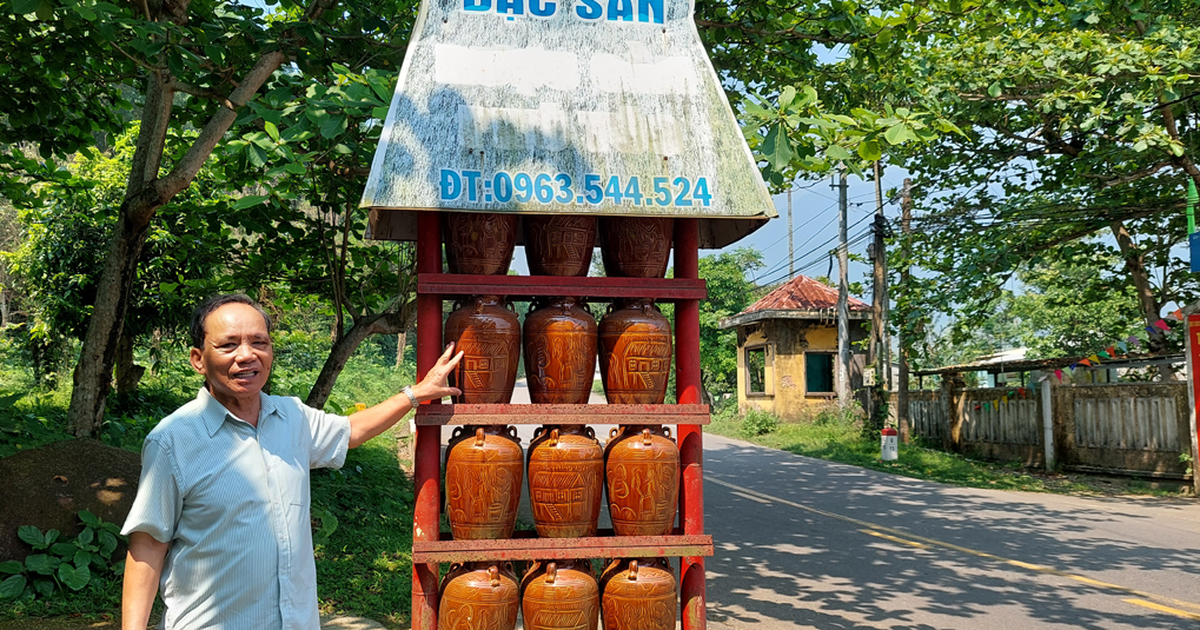 Những người giữ hồn Cơ Tu: Nồng nàn 'rượu cần ông Nghĩa'