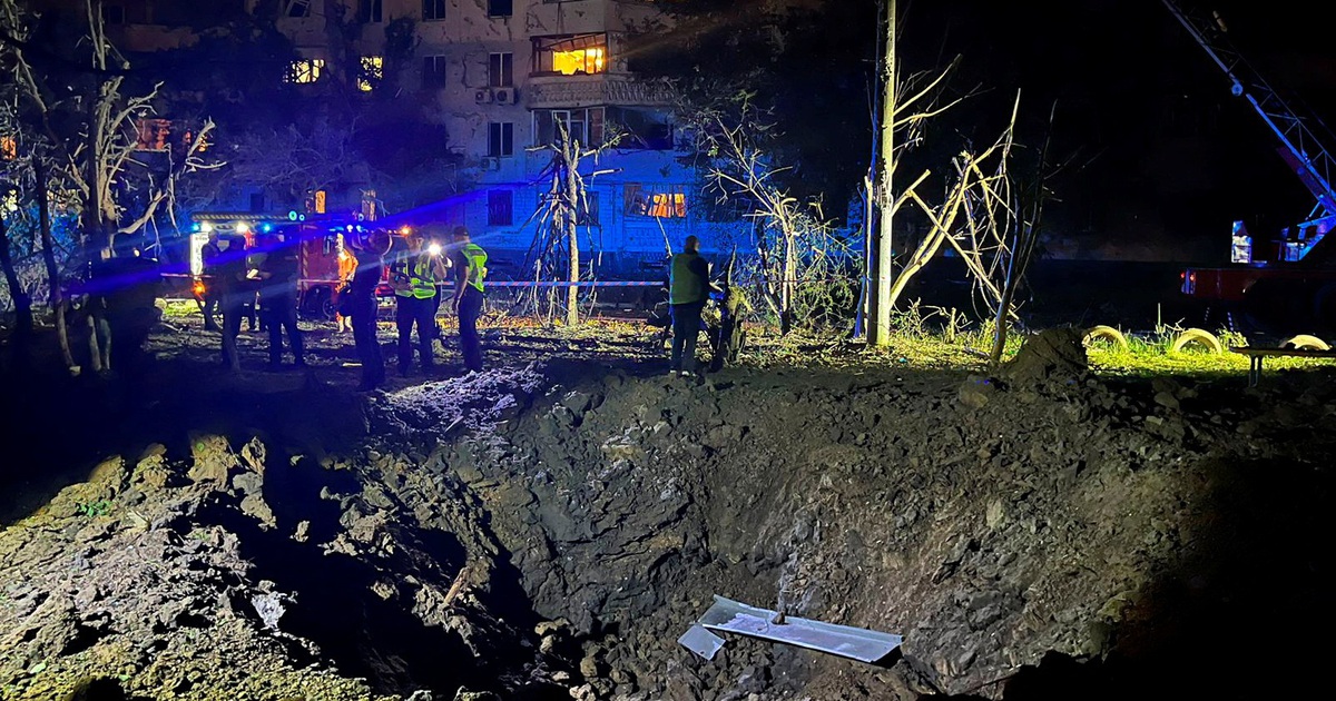 Chiến sự đến tối 10.6: Thêm dấu hiệu Ukraine phản công; Thủ tướng Canada lại đến Kyiv