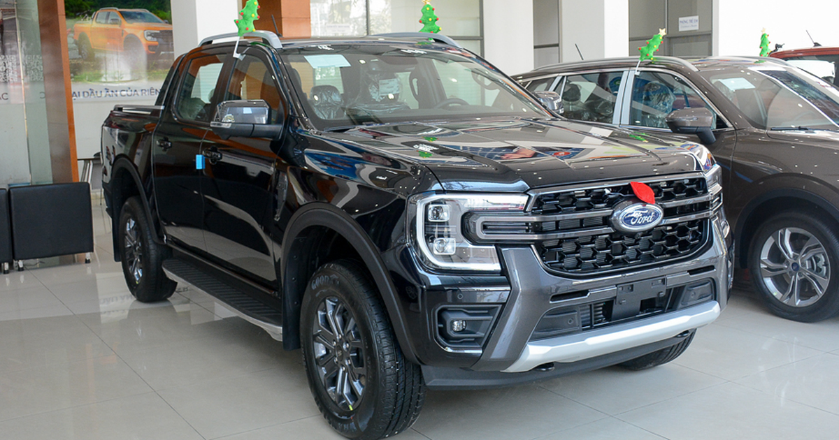 Xe bán tải tại Việt Nam: Doanh số giảm gần 30%, Ford Ranger dẫn đầu