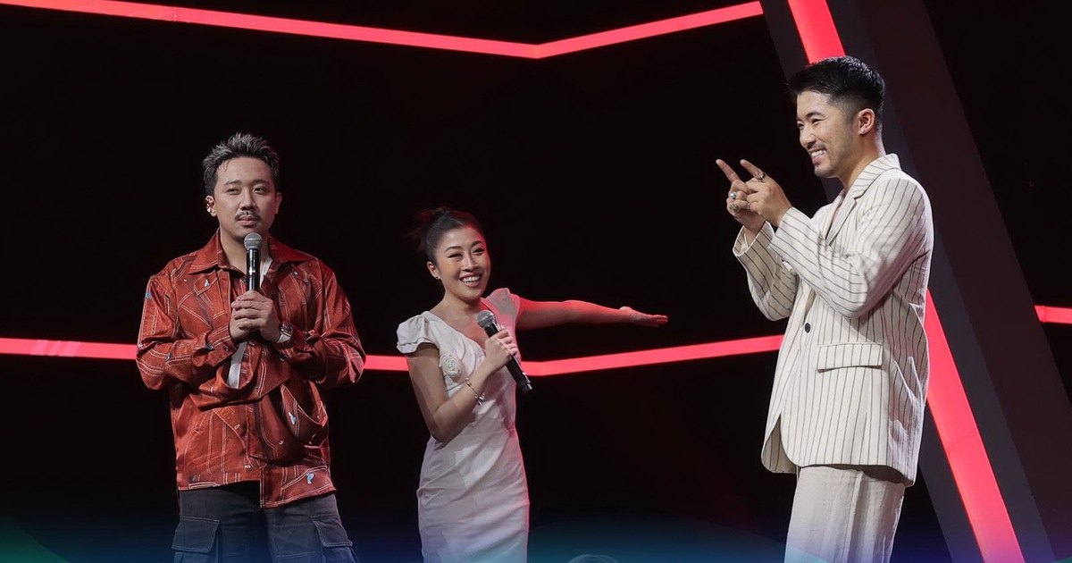 Con của 'vua làng hài đất Bắc' Xuân Hinh xuất hiện tại 'Người ấy là ai?'