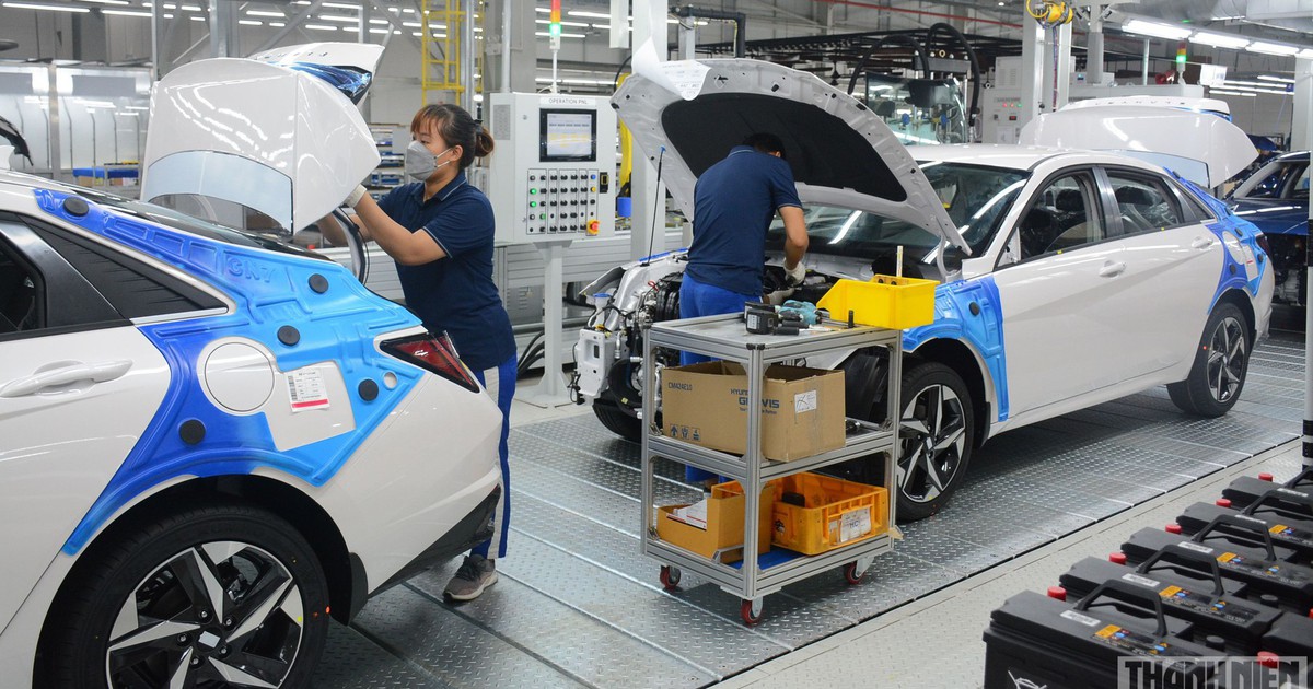 Ô tô lắp ráp trong nước sẽ được giảm 50% lệ phí trước bạ