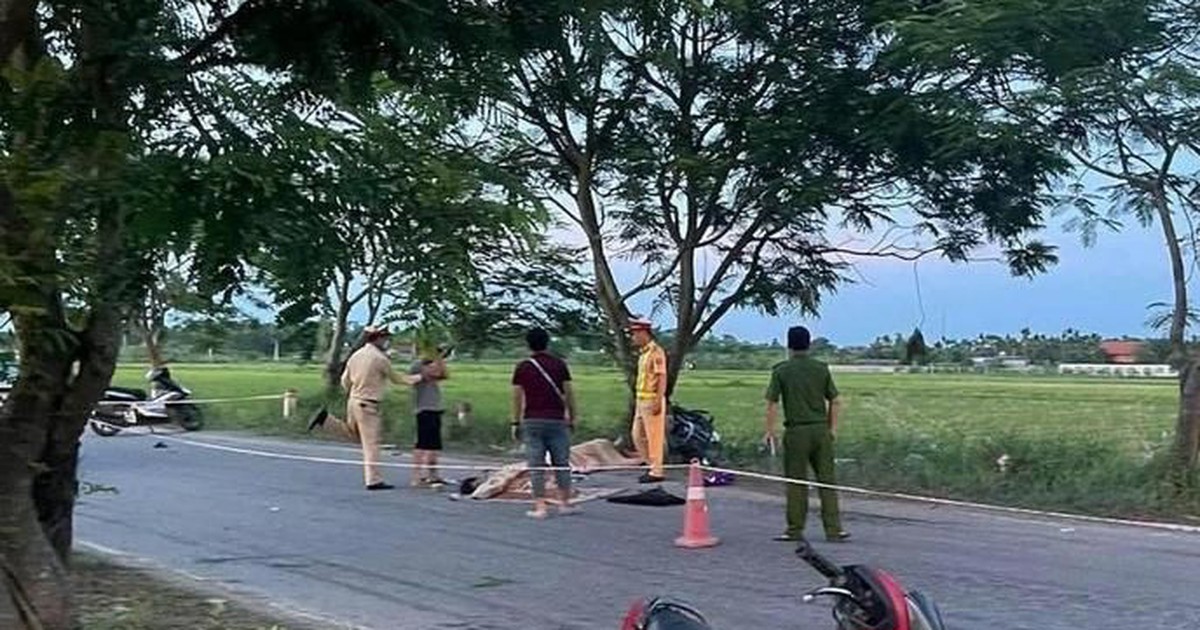 Hải Phòng: Hai anh em ruột tử vong do đâm xe vào gốc cây bên đường