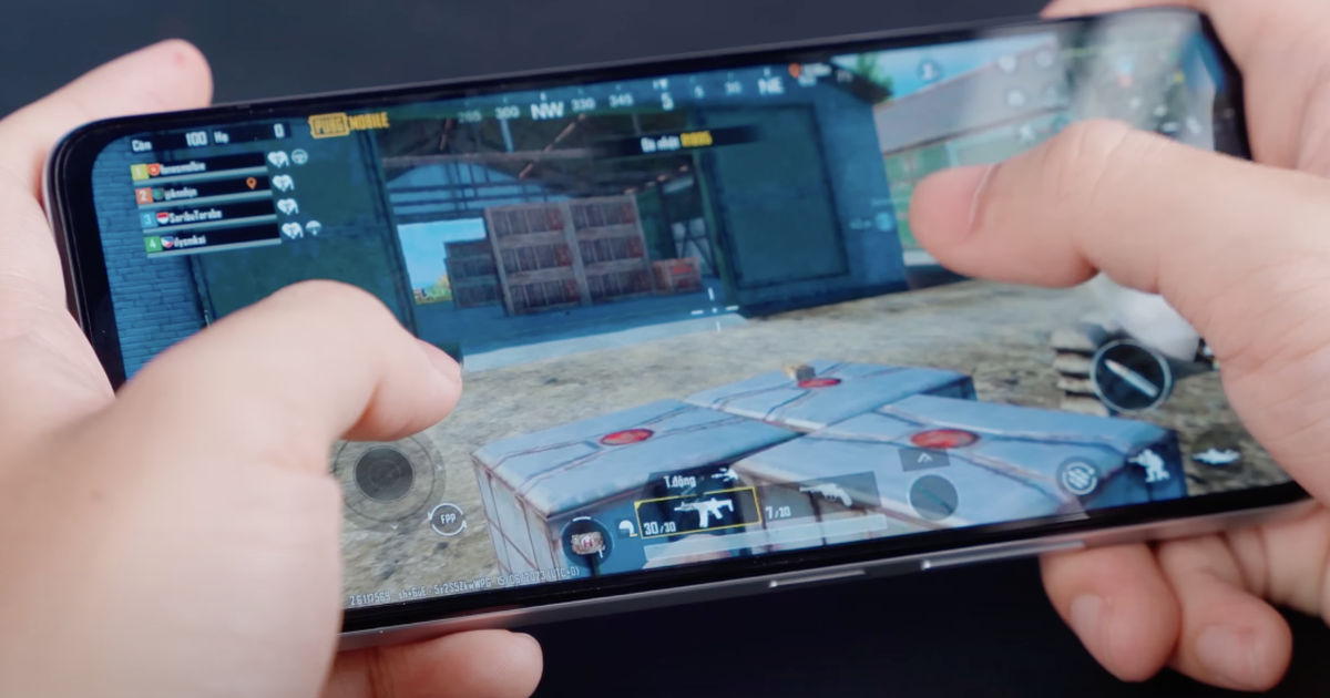 Khám phá sức mạnh chơi game của smartphone giá rẻ Redmi 12