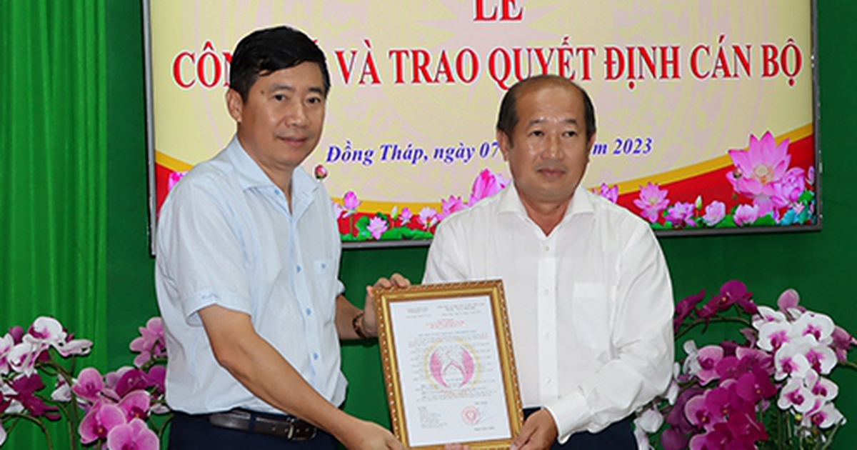 Phó chủ tịch UBND tỉnh Đồng Tháp Đoàn Tấn Bửu giữ chức Giám đốc Sở Y tế