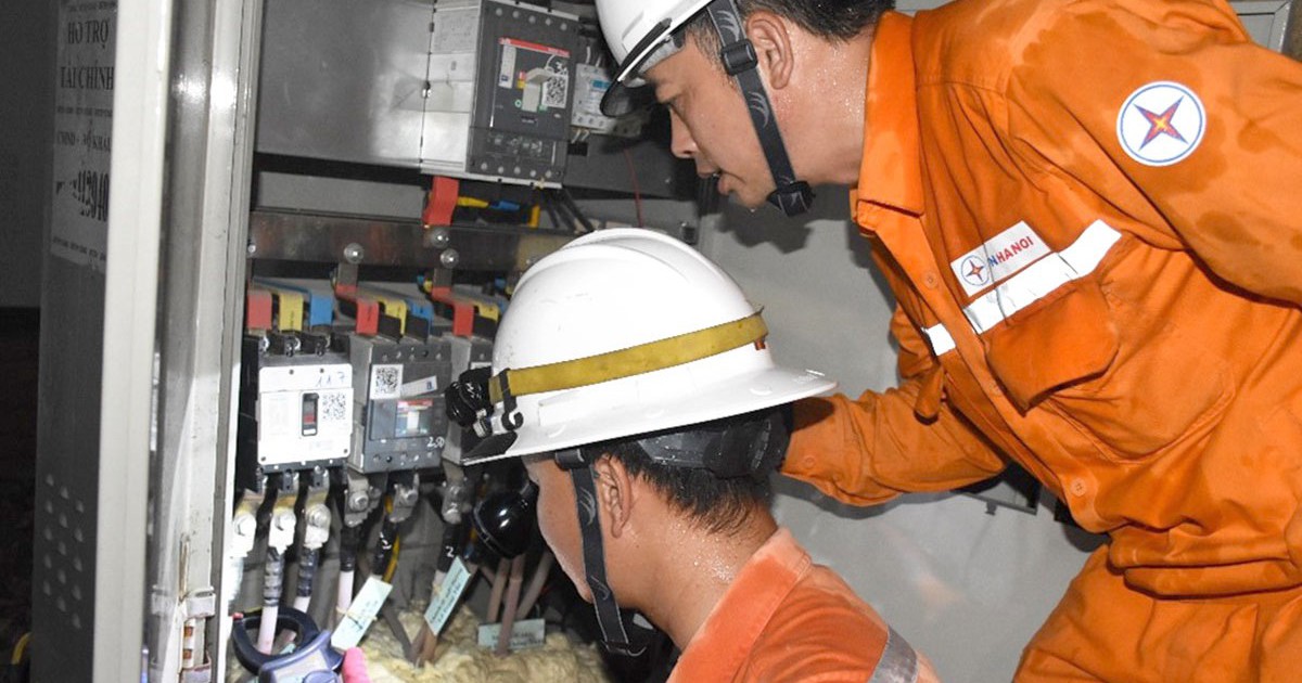 EVNHANOI kêu gọi khách hàng chia sẻ những khó khăn về cung cấp điện mùa nắng nóng