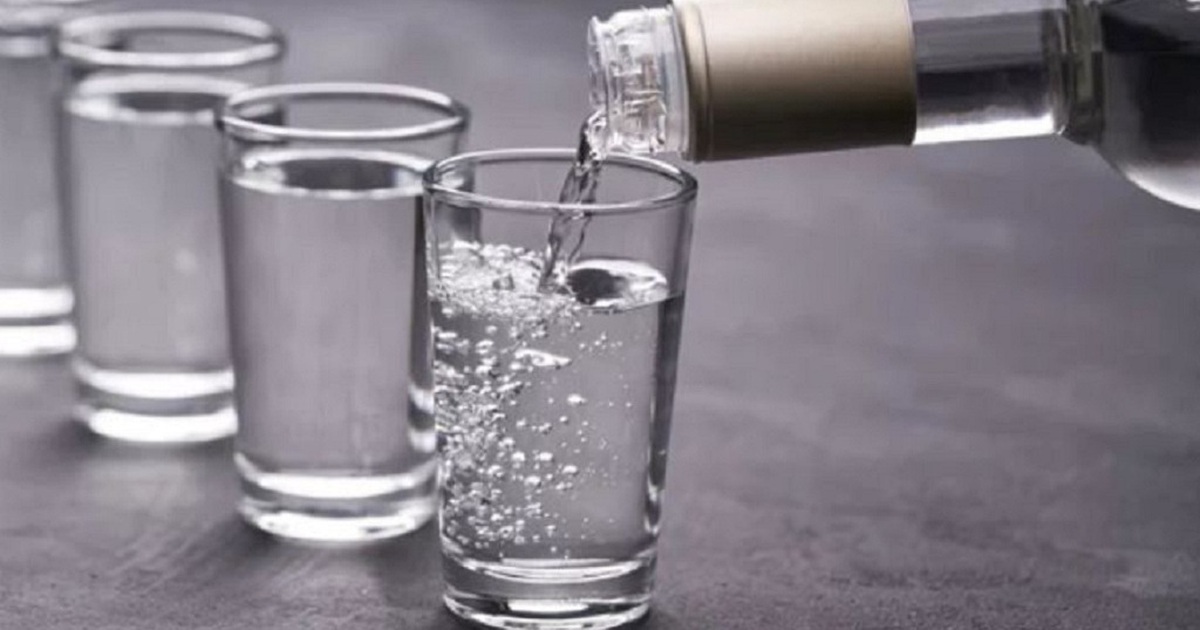 Người phụ nữ bị suy đa tạng, nguy kịch do uống rượu 3 lít/ngày