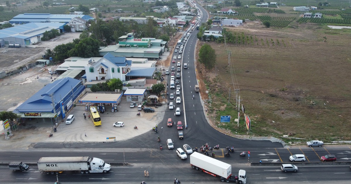 Cao tốc từ Vĩnh Hảo đến Dầu Giây phải an toàn