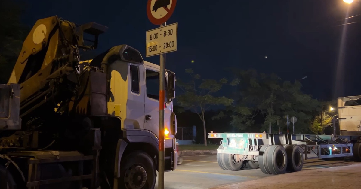 'Hung thần' bát nháo trước Bệnh viện Ung bướu ở Thủ Đức: Vi phạm vì sao tái diễn liên tục?