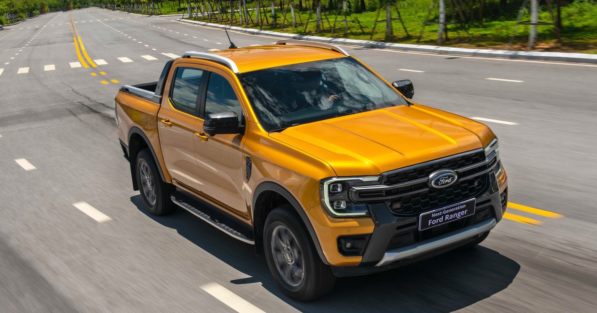 Xe bán tải tại Việt Nam: Doanh số giảm, Ford Ranger vẫn bỏ xa các đối thủ