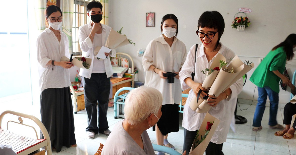 Những người trẻ làm điều ý nghĩa nhân dịp lễ Vu Lan báo hiếu