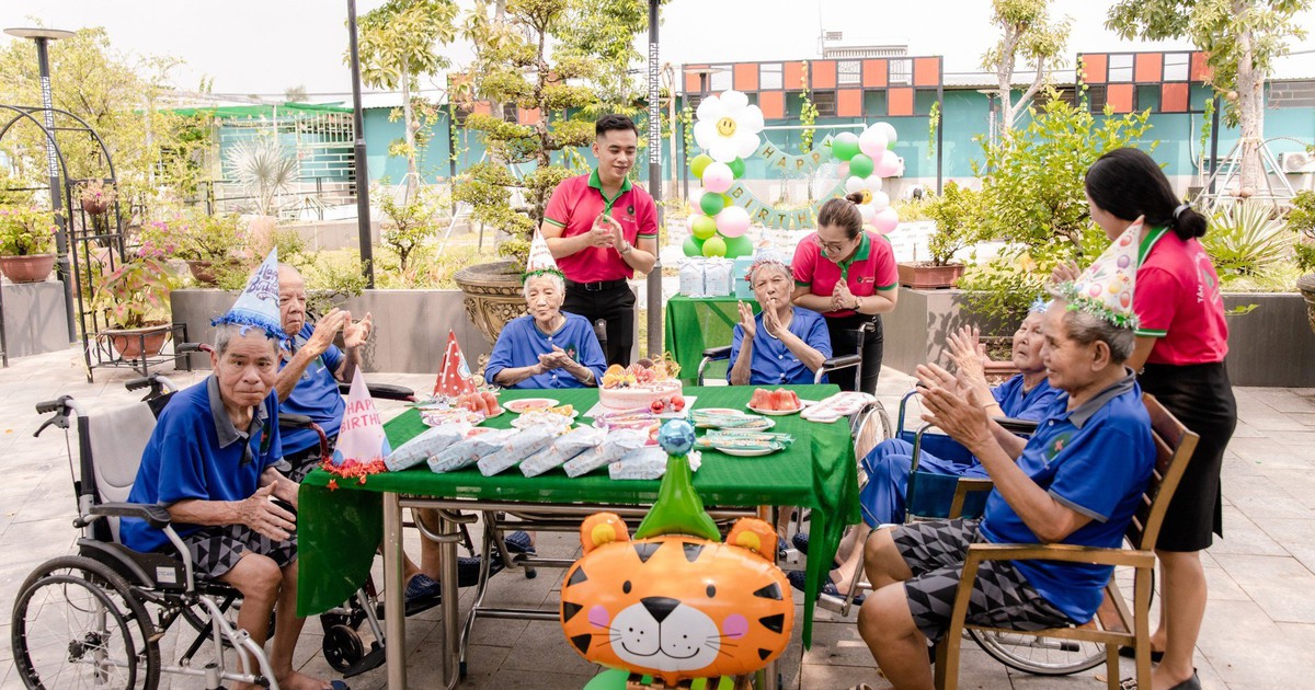 Cha mẹ ở TP.HCM không muốn làm 'gánh nặng' cho con, U.50 để dành tiền về già vào viện dưỡng lão