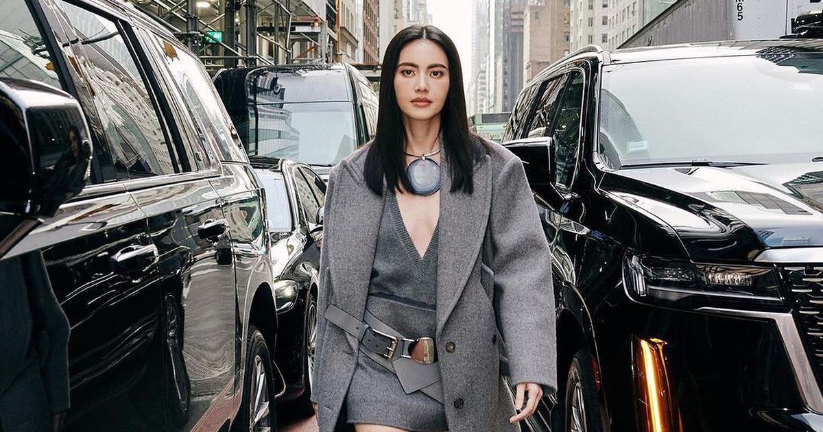 Đọ sắc all grey: Mai Davika thay 2 outfit không ngại khoe vòng 1 khiêm tốn