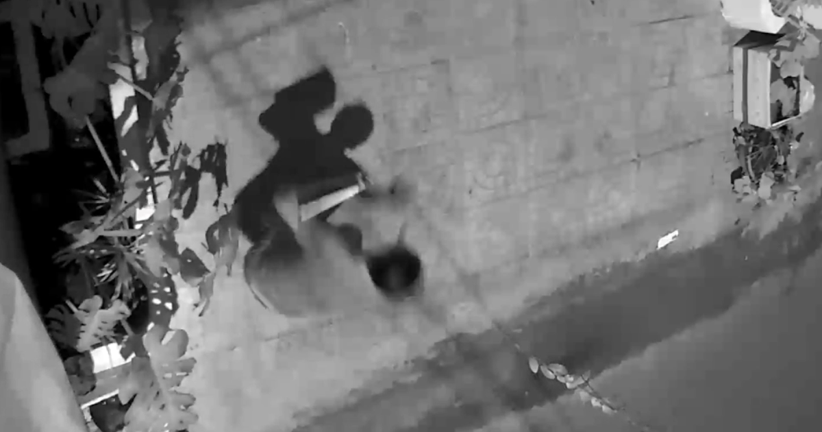 Kẻ trộm tài sản nhảy từ lầu 1 tiệm spa xuống đường