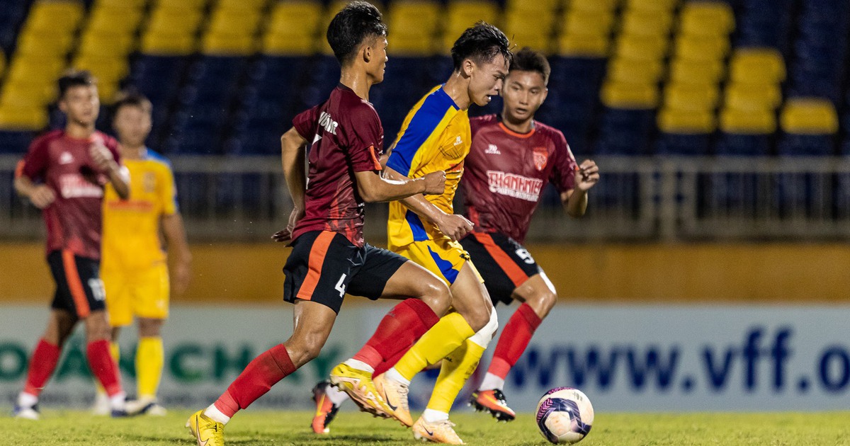 Trò giỏi của ông Troussier lập công, SLNA thắng ấn tượng ở giải U.21