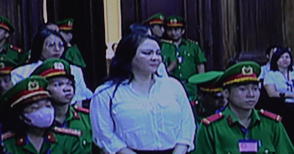 Bà Nguyễn Phương Hằng đang bị xét xử sau 18 tháng tạm giam