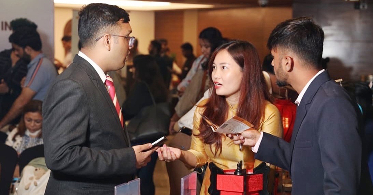 Du lịch miền Trung: Mở cửa bầu trời Ấn Độ