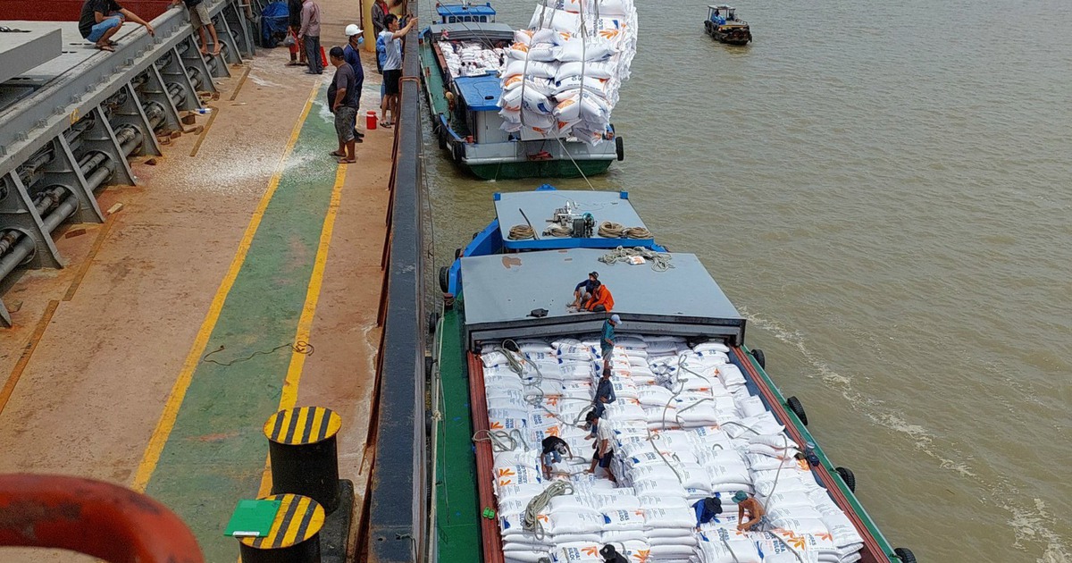 Thị trường trầm lắng, giá gạo giảm nhiệt