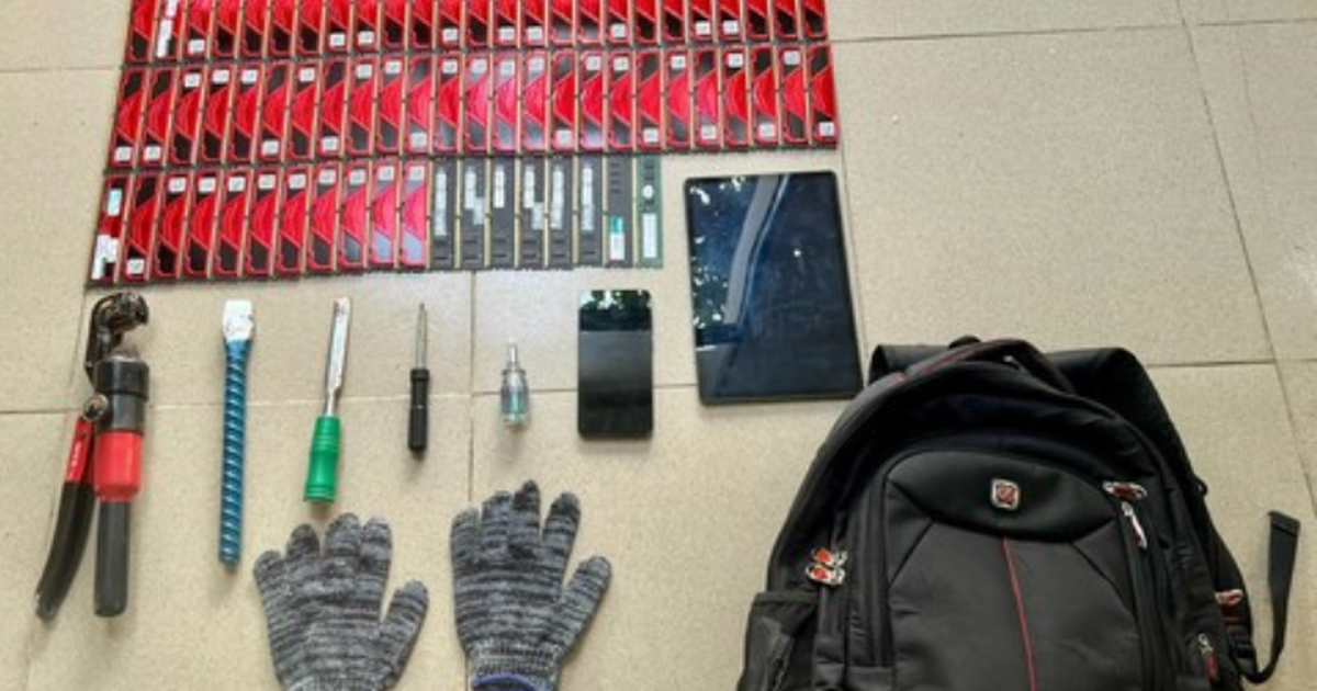 Bắt kẻ trộm đột nhập trường học ở TP.HCM phá hoại gần 100 máy vi tính