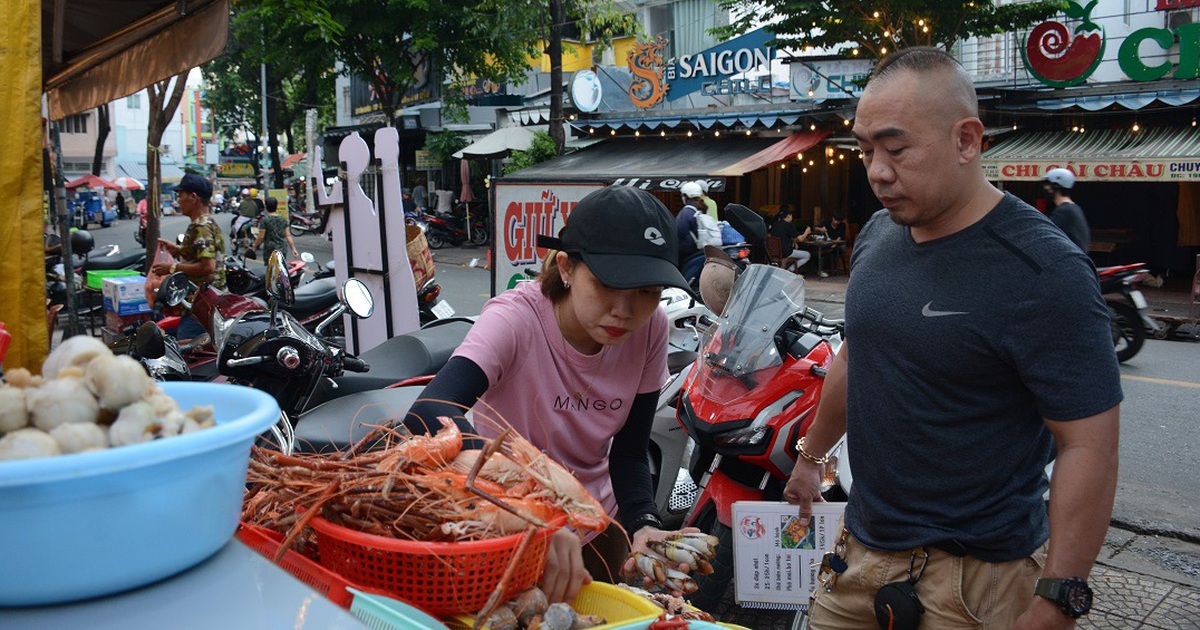 Vực dậy sau nhiều lần trả mặt bằng kinh doanh