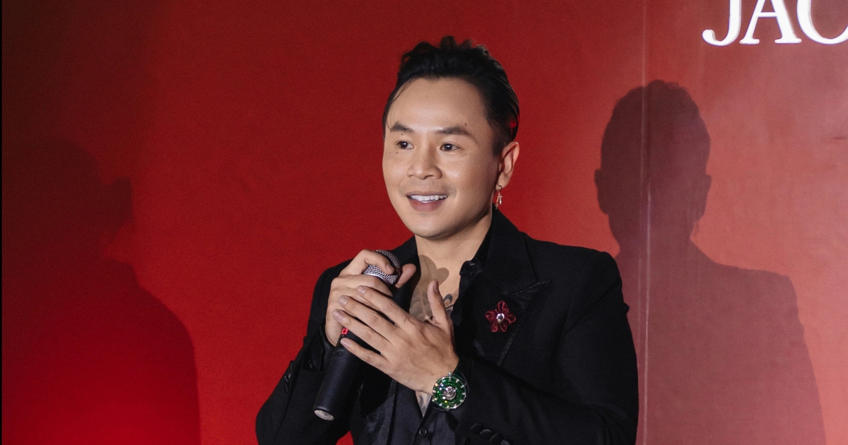 Binz đeo đồng hồ 34 tỉ đồng dự sự kiện